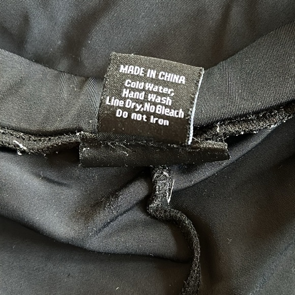 Torrid Black Skirted Bikini Swim Bottom Ruched Side Tie 3X - Picture 8 of 9